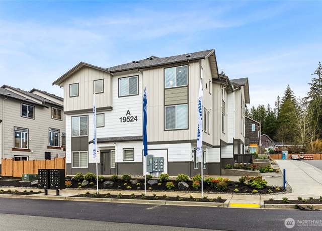 Property at 19524 16th Ave SE Unit F5, Bothell, WA 98012, 2 beds, 2.5 baths