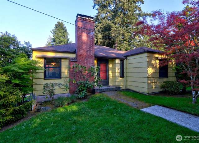 Property at 9624 15th Ave NE, Seattle, WA 98115, 3 beds, 1.5 baths