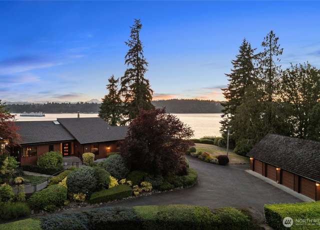 Property at 4666 Woods Rd E, Port Orchard, WA 98366, 2 beds, 2 baths