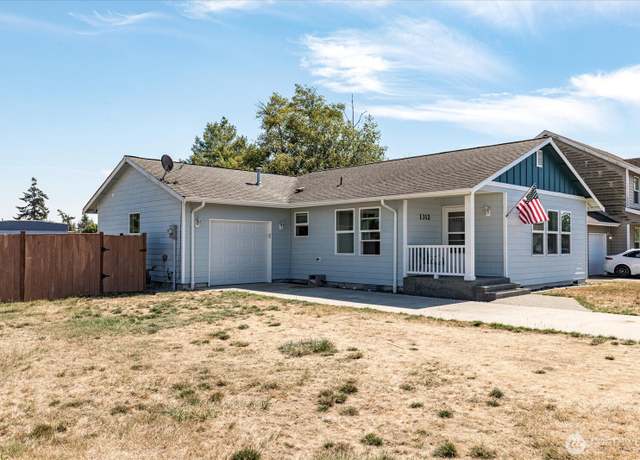 Property at 1312 NW Kathleen Dr, Oak Harbor, WA 98277, 3 beds, 2 baths