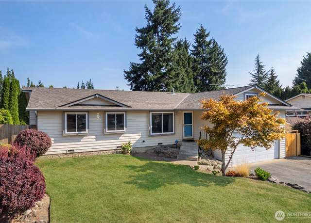 Property at 12800 SE 276th Pl, Kent, WA 98030, 3 beds, 2 baths