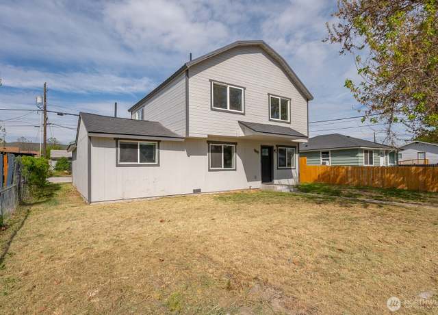 Property at 1207 Cottage St SE, Ephrata, WA 98823, 4 beds, 2.5 baths
