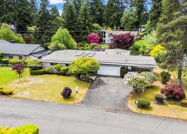 Property at 11410 Clover Park Dr SW, Lakewood, WA 98499, 3 beds, 2.5 baths