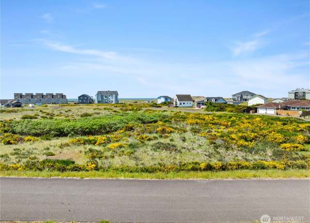 Property at 479 Sea View St SW, Ocean Shores, WA 98569