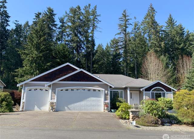 Property at 11812 12th Avenue Ct NW, Gig Harbor, WA 98332, 3 beds, 2.5 baths