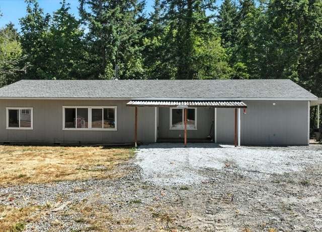 Property at 512 Kodiak Ave, Camano Island, WA 98282, 3 beds, 2 baths