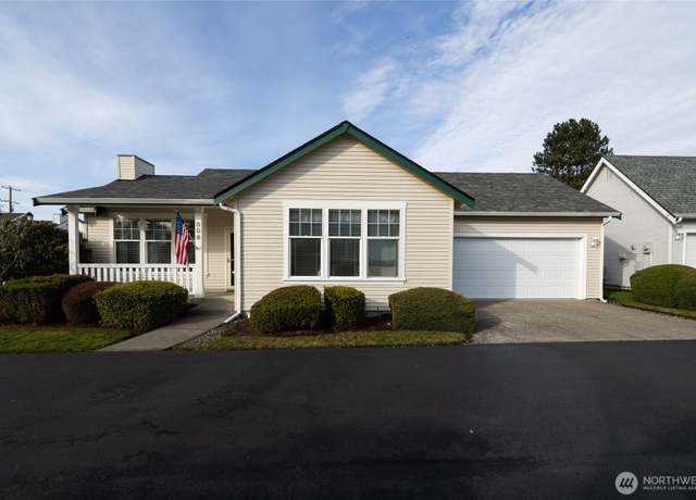 Property at 808 Landing Way, Centralia, WA 98531, 3 beds, 2 baths