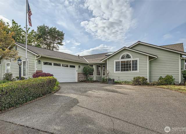 Property at 9215 77th Street Ct SW, Lakewood, WA 98498, 3 beds, 2.5 baths