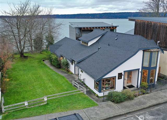 Property at 308 1st St, Langley, WA 98260, 1 bed, 1.5 baths