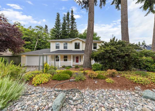 Property at 2702 Shannon Point Rd, Anacortes, WA 98221, 3 beds, 2.5 baths