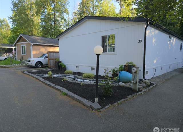 Property at 31101 116th Ave SE #30, Auburn, WA 98092, 4 beds, 3 baths