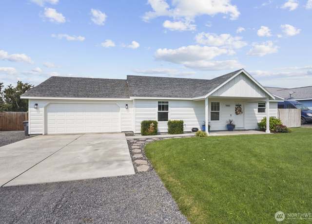Property at 5502 Crystal Springs Pl NE, Moses Lake, WA 98837, 3 beds, 2 baths