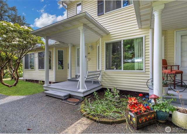 Property at 143 327th Pl S Unit 26-2, Federal Way, WA 98003, 2 beds, 1.5 baths