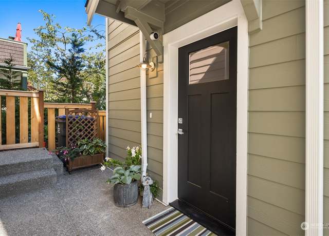 Property at 2744 Welcome Ln NW, Bainbridge Island, WA 98110, 2 beds, 2.5 baths
