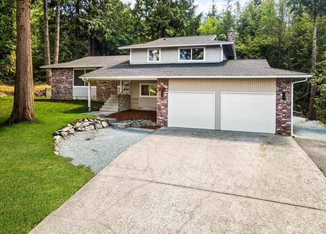 Property at 2716 Iroquois Dr, Mount Vernon, WA 98273, 3 beds, 2.5 baths