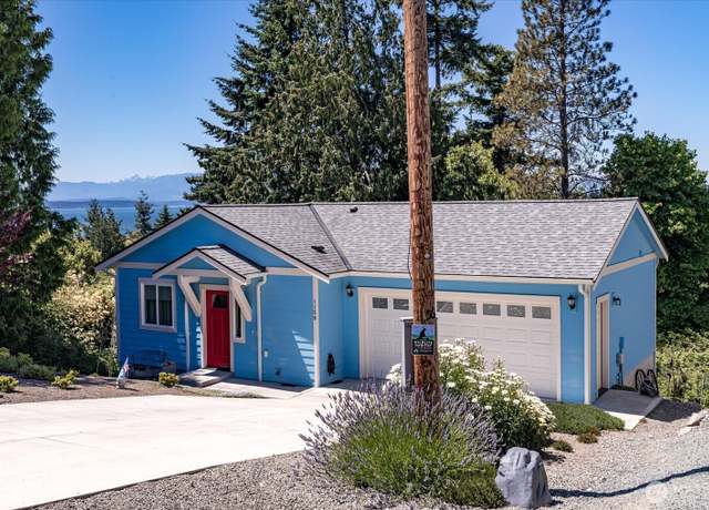 Property at 1156 Halsey Ave, Coupeville, WA 98239, 2 beds, 2 baths