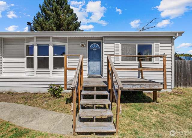 Property at 419 2nd Ave SE, Pacific, WA 98047, 3 beds, 2 baths