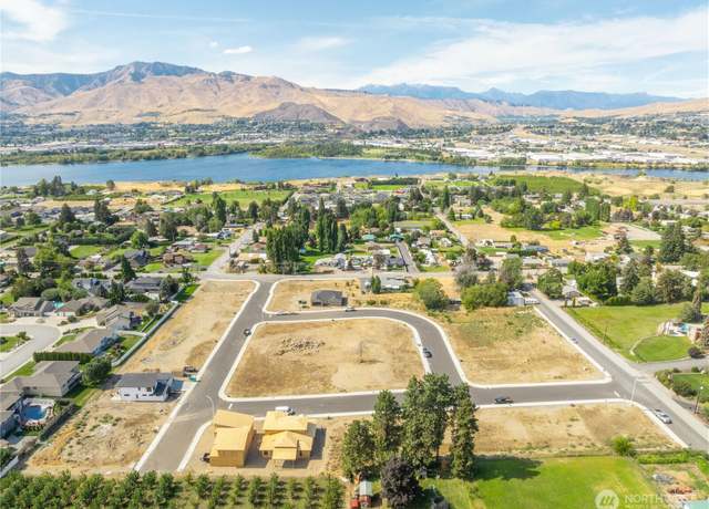 Property at 3255 NW Brianna  (Lot 13) Ave, East Wenatchee, WA 98802