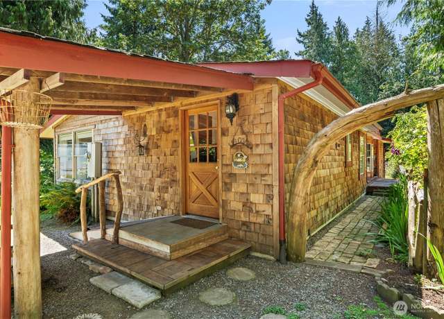 Property at 472 Iris Ln, Camano Island, WA 98282, 4 beds, 2 baths