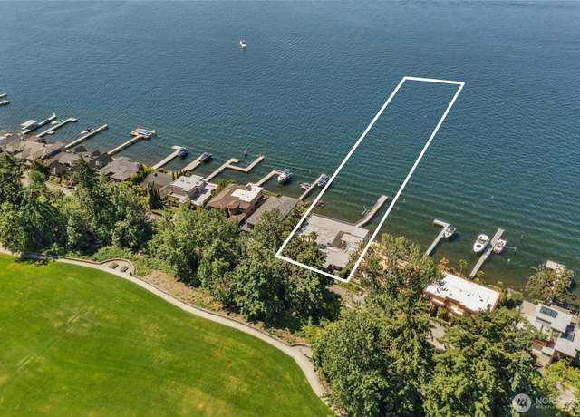 Property at 195 Lake Ave W, Kirkland, WA 98033, 3 beds, 2.5 baths