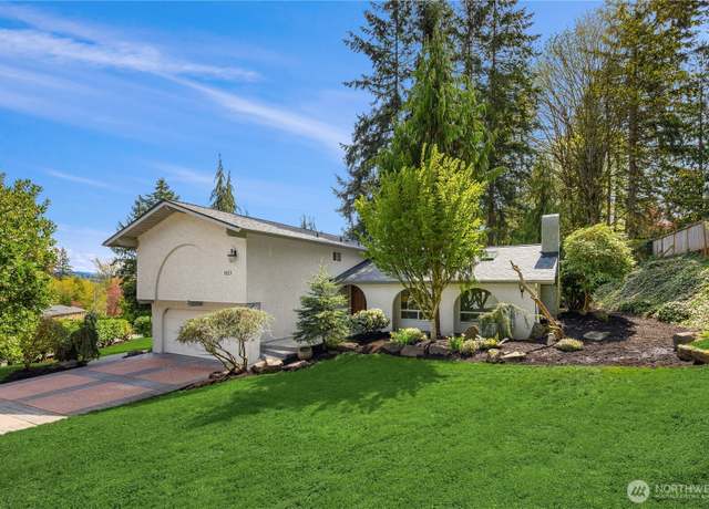 Property at 9115 SE 72nd Pl, Mercer Island, WA 98040, 5 beds, 3 baths
