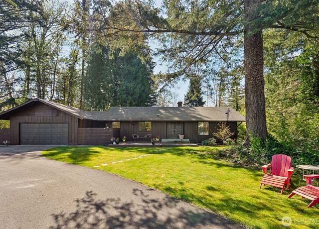 Property at 4749 Pleasant Glade Rd NE, Olympia, WA 98516, 4 beds, 2.5 baths