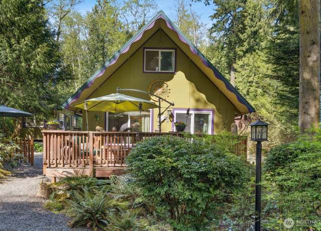 Property at 5950 NE Ponderosa Blvd, Hansville, WA 98340, 1 bed, 1.5 baths