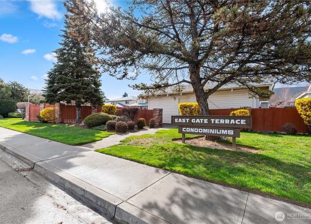 Property at 100 Simon St #11, East Wenatchee, WA 98802, 2 beds, 1 bath
