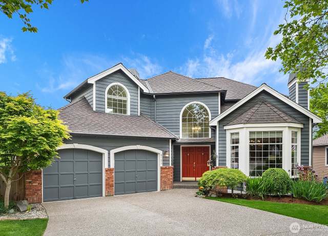 Property at 8731 NE 144th Ct, Kirkland, WA 98034, 4 beds, 2.5 baths