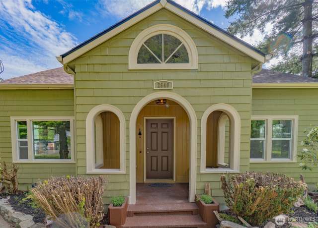 Property at 2640 Queets Ave, Hoquiam, WA 98550, 3 beds, 1 bath