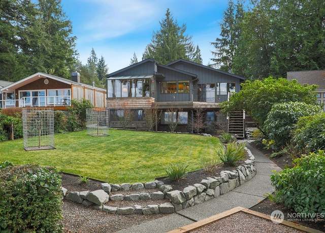 Property at 28935 Beach Dr NE, Poulsbo, WA 98370, 3 beds, 3 baths