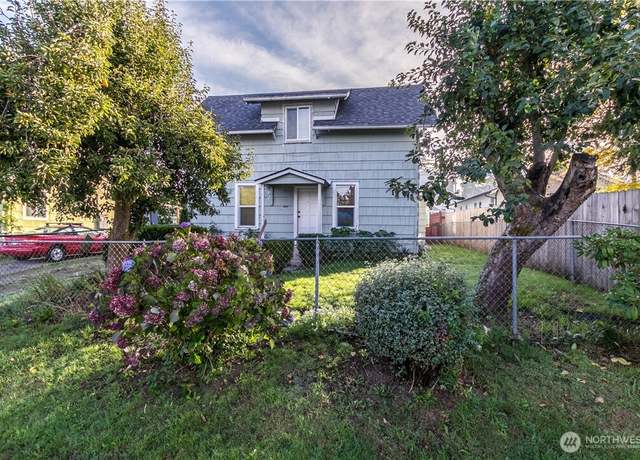 Property at 6725 S C St, Tacoma, WA 98408, 3 beds, 1 bath