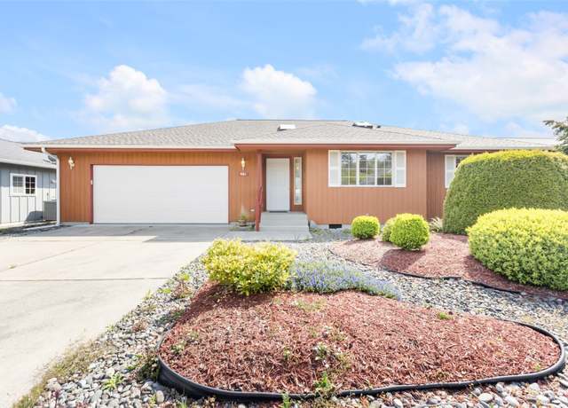 Property at 961 E Willow St, Sequim, WA 98382, 3 beds, 2 baths