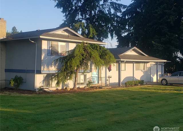 Property at 11072 Peacock Ln, Burlington, WA 98233, 3 beds, 1.5 baths