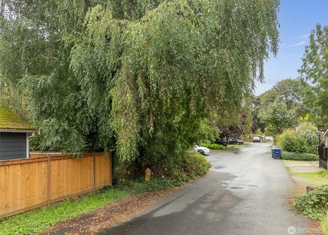 Property at 315 Lind Ave NW, Renton, WA 98057