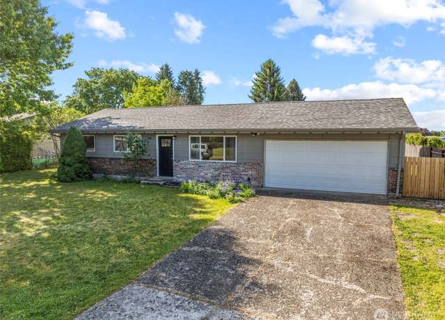 Property at 13005 NE 71st St, Vancouver, WA 98682, 3 beds, 1.5 baths