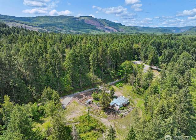 Property at 18818 Slough Ln SE, Yelm, WA 98597, 3 beds, 1 bath