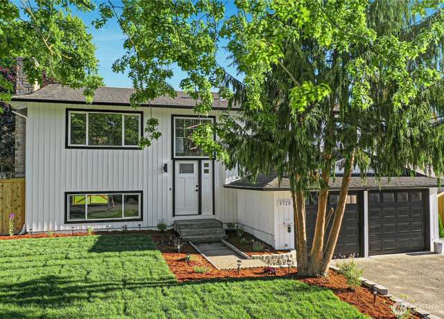 Property at 9728 S 239th Pl, Kent, WA 98031, 4 beds, 3 baths