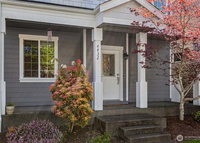 Property at 4432 Edgewater Blvd NE, Lacey, WA 98516, 3 beds, 2.5 baths