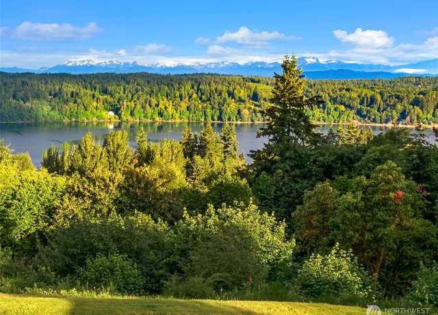 Property at 18005 Thorsen Rd SW, Vashon, WA 98070, 3 beds, 4.5 baths