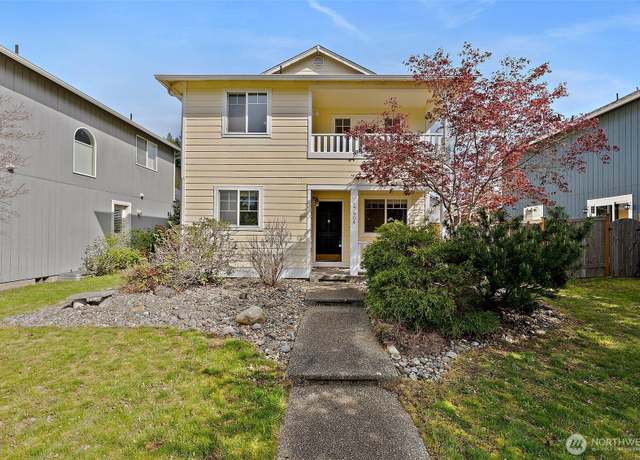 Property at 17904 Panorama Blvd E, Bonney Lake, WA 98391, 3 beds, 2.5 baths