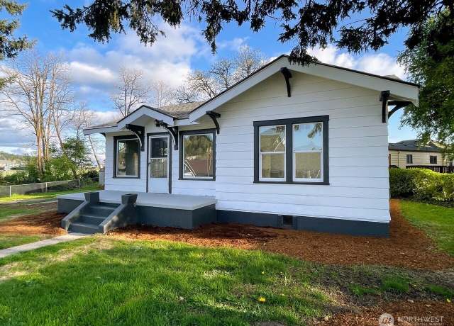 Property at 619 NW Hawthorne Pl, Chehalis, WA 98532, 2 beds, 1 bath