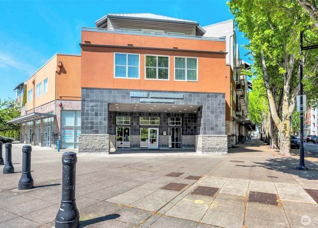 Property at 225 Logan Ave S #205, Renton, WA 98057, 1 bath