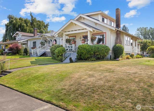Property at 2716 Sunset Dr, Bellingham, WA 98225, 3 beds, 2.5 baths