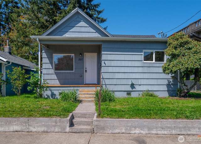Property at 205 NW 2nd Ave, Kelso, WA 98626, 4 beds, 2 baths