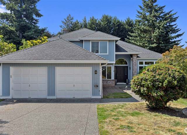 Property at 12607 SE 255th Pl, Kent, WA 98030, 3 beds, 2.5 baths