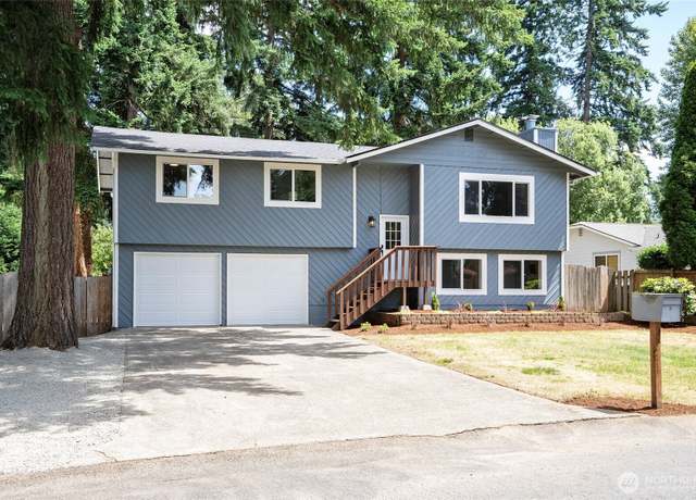 Property at 15803 96th Avenue Ct E, Puyallup, WA 98375, 3 beds, 2.5 baths