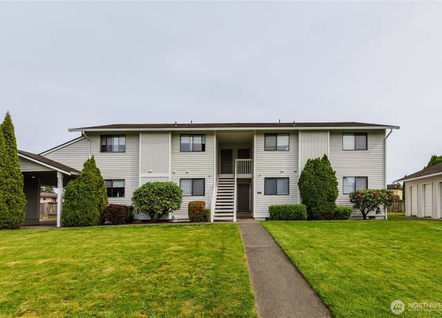 Property at 18510 Blueberry Ln, Monroe, WA 98272, 8 beds, 4 baths