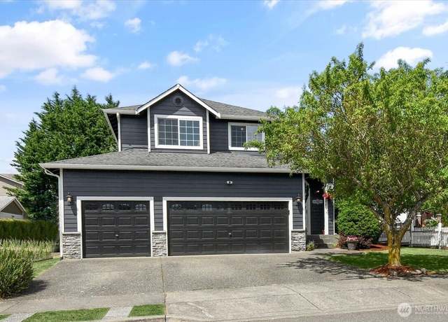 Property at 6415 33rd Pl NE, Marysville, WA 98270, 4 beds, 2.5 baths