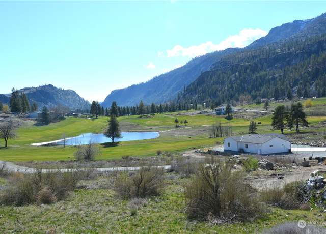 Property at 15 Golf Pl, Pateros, WA 98846